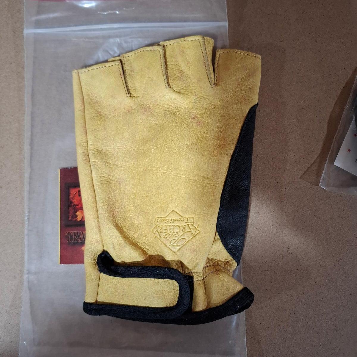 Gant pour main d’arc Droitier - old Tradition