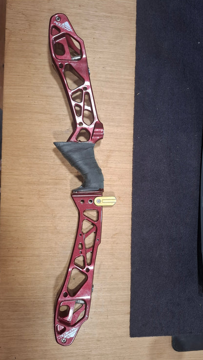 Poignée occasion Novana Droitière rouge 23"
