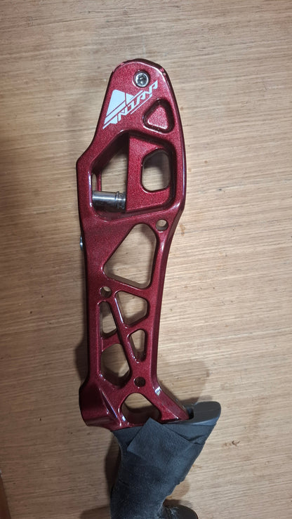 Poignée occasion Novana Droitière rouge 23"